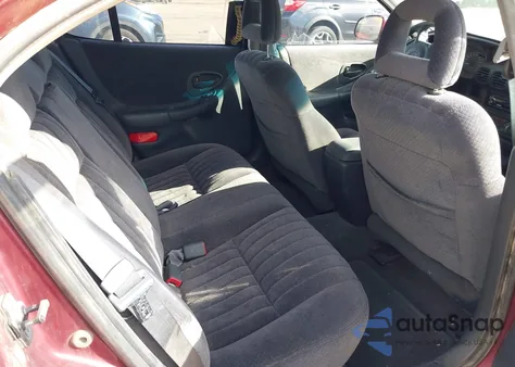 2002 Pontiac Grand Prix Se z USA, uszkodzony, nr VIN 1G2WK52J72F211238